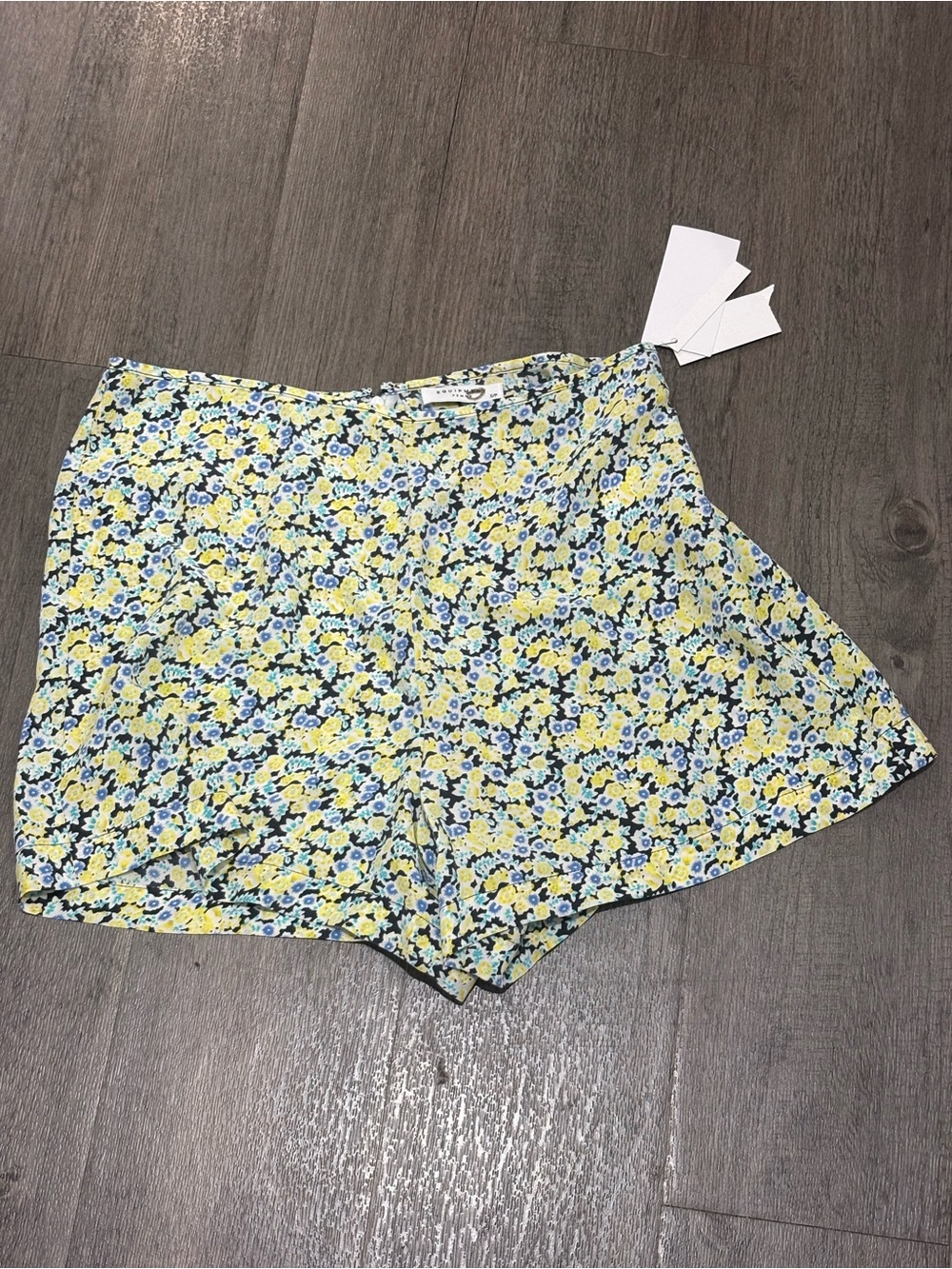 NWT Equipment Femme Lewis 100% Silk Floral Shorts Blue Yellow S